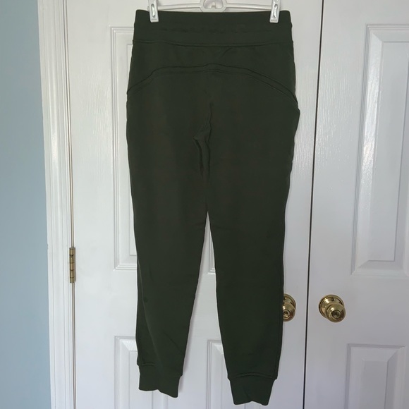 Lululemon Joggers Olive Green size 6 - Picture 2 of 5
